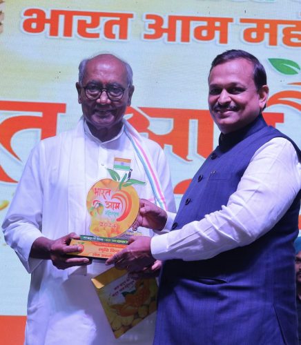 कांग्रेस-राज्यसभा-सांसद-दिग्विजय-सिंह-जी-