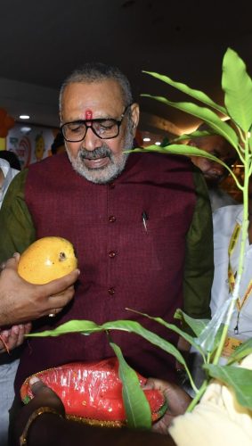 केंद्रीय-मंत्री-गिरिराज-सिंह-जी-